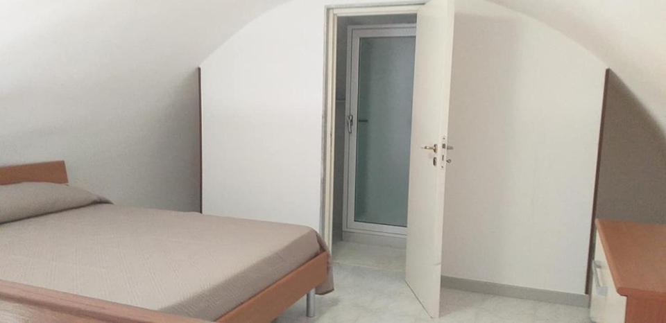 Casa Gentile Apartment Джовинацо Екстериор снимка