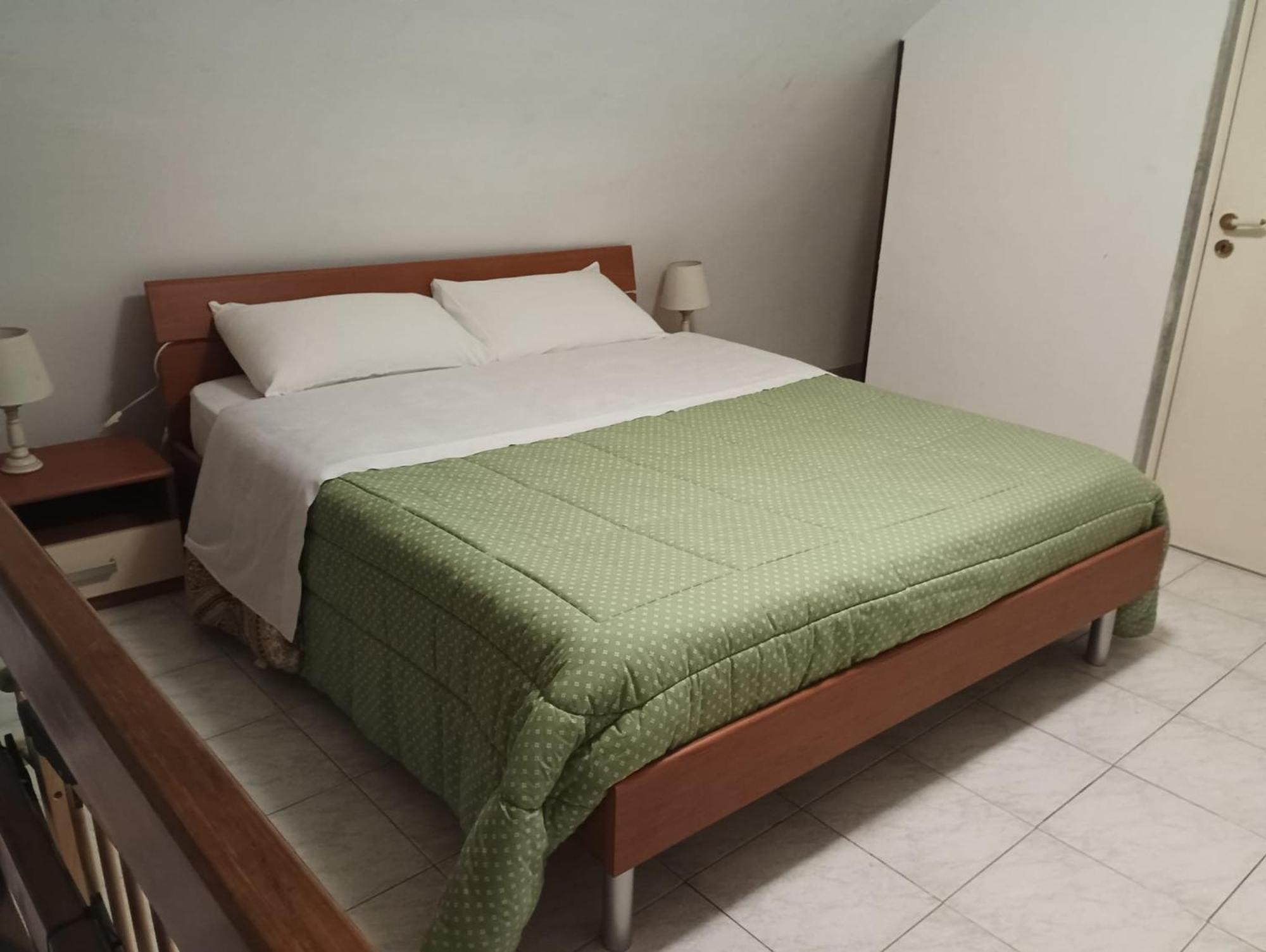 Casa Gentile Apartment Джовинацо Екстериор снимка